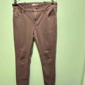 Woman's Size 12 Old Navy Rock Star Super Skinny Jeans Mauve Cotton/Elastane Soft